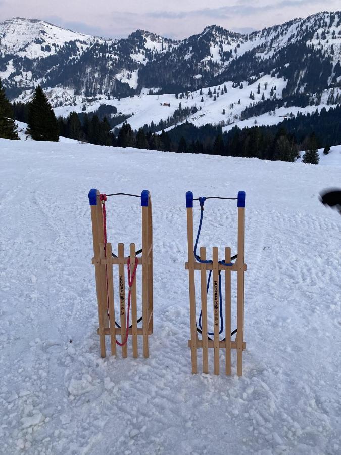 Ferienwohnung Trifts | Einzelbetten | Parkplatz Wangen im Allgäu Buitenkant foto